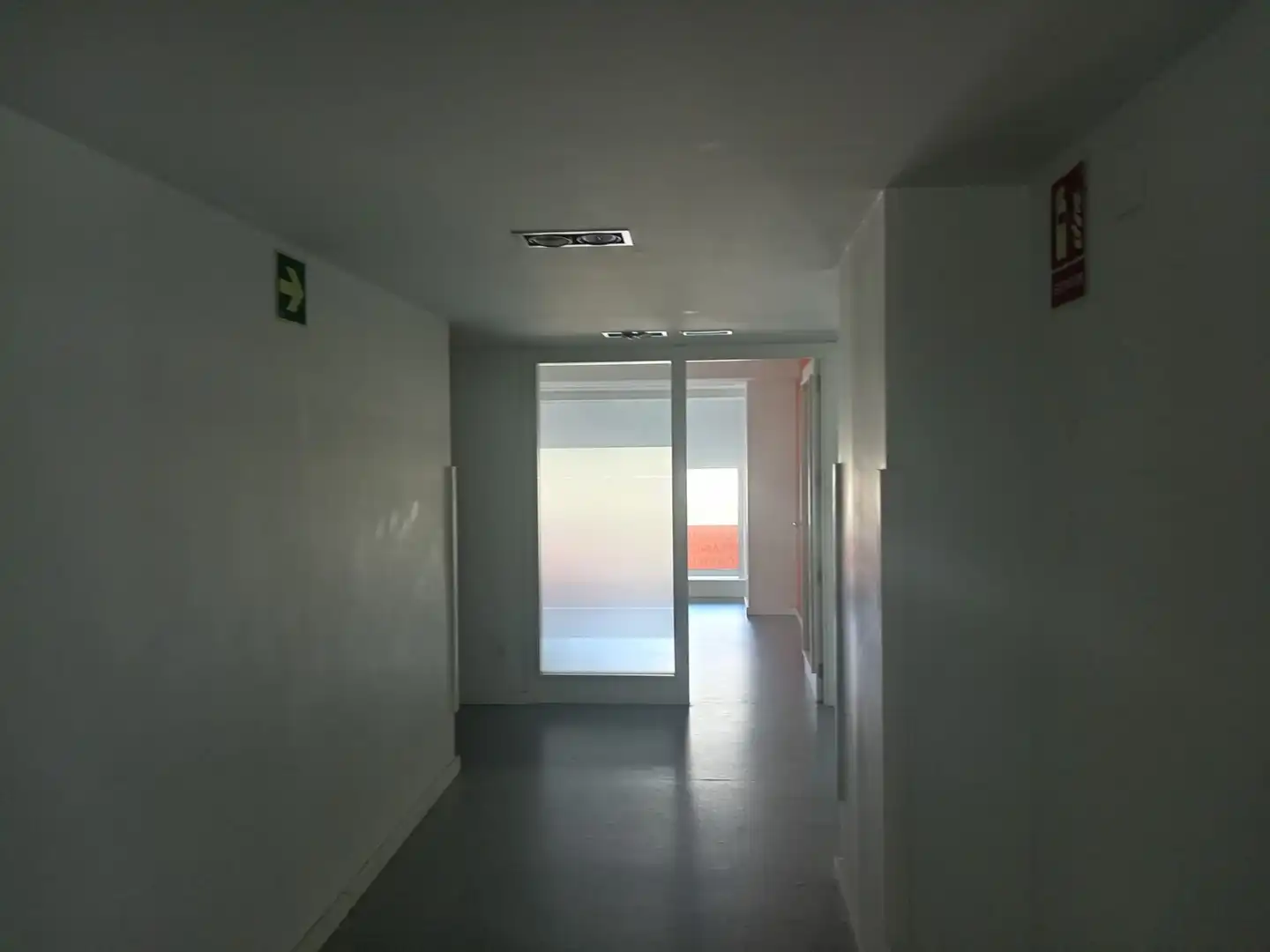 Gewerbefläche zum Verkauf in Marques de comillas, imagen 3