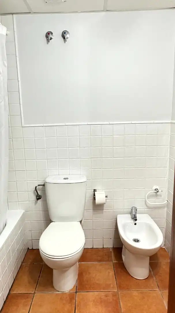 Bany de Apartament de lloguer en Oliva amb Aire condicionat, Calefacció i Terrassa