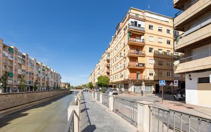 Exterior view of Flat for sale in  Granada Capital  with Air Conditioner, Terrace and Balcony