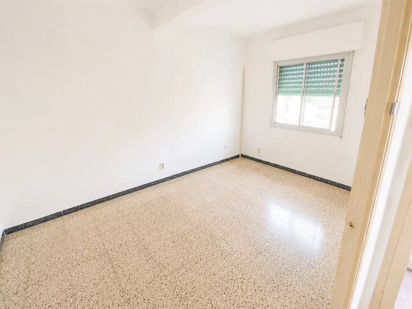 Habitación de Piso en venta en Santa Coloma de Gramenet con Aire acondicionado, Calefacción y Balcón