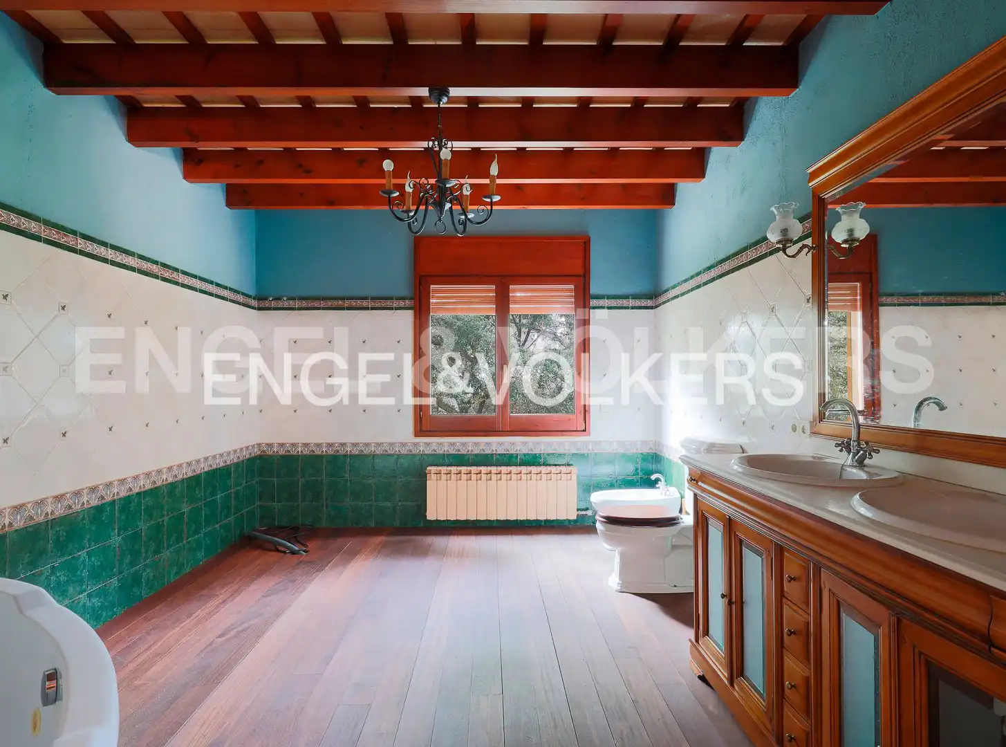 Baño de Casa o chalet en venta en Montcada i Reixac con Calefacción, Jardín privado y Terraza