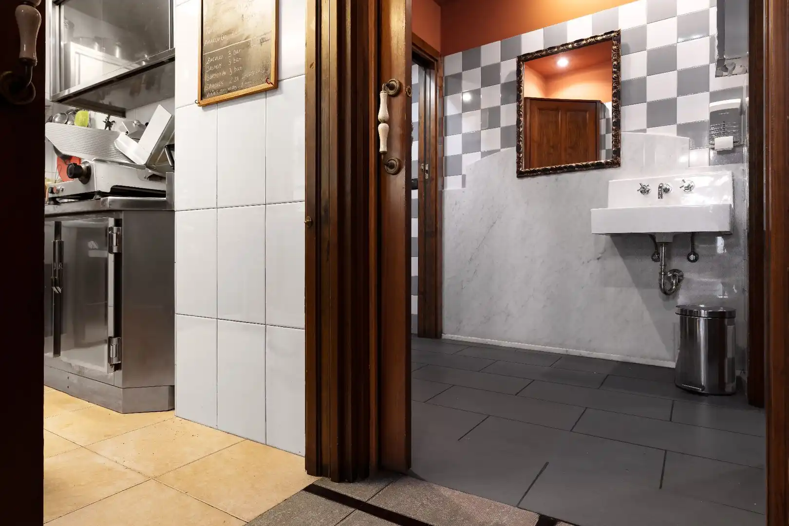 Local en venta en Tolosa con Aire acondicionado y Amueblado