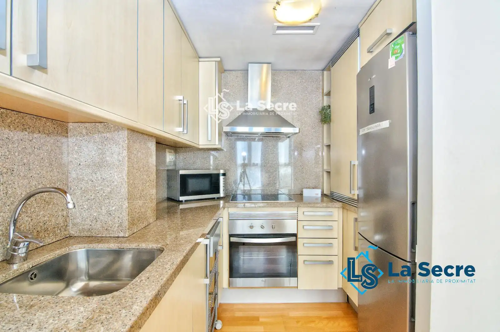 Cocina de Piso en venta en Martorell con Aire acondicionado