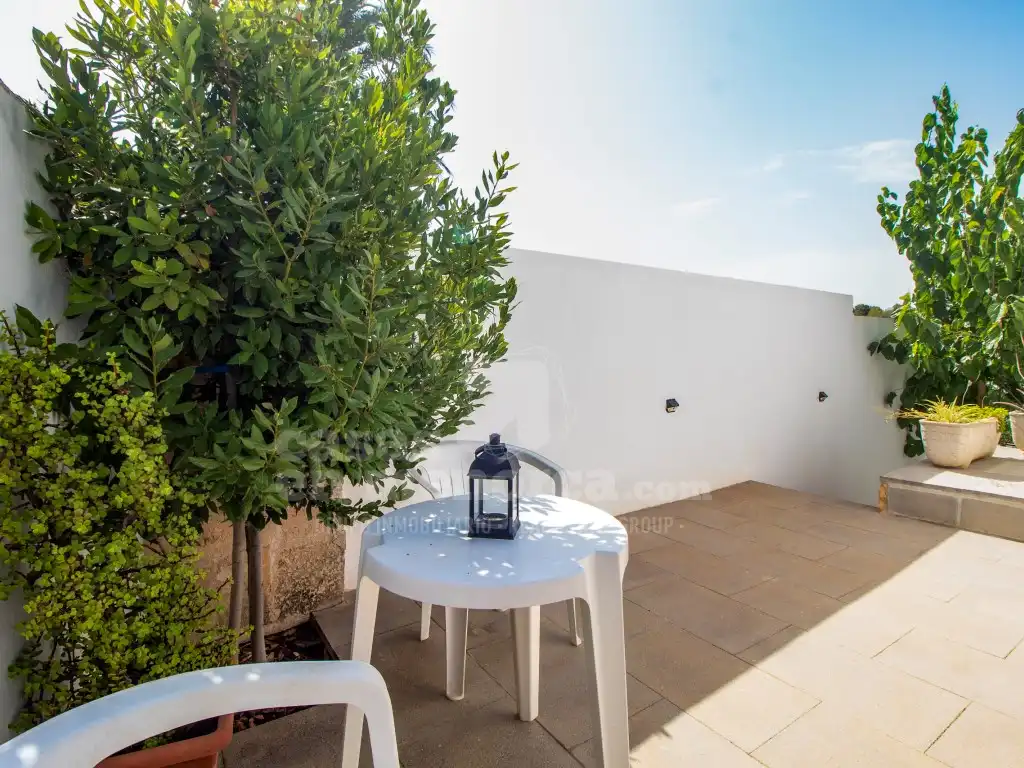 Country homes for sale in Cala Blanca