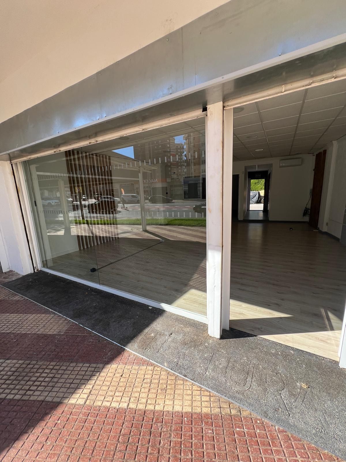 Local en venda en Benidorm amb Aire condicionat