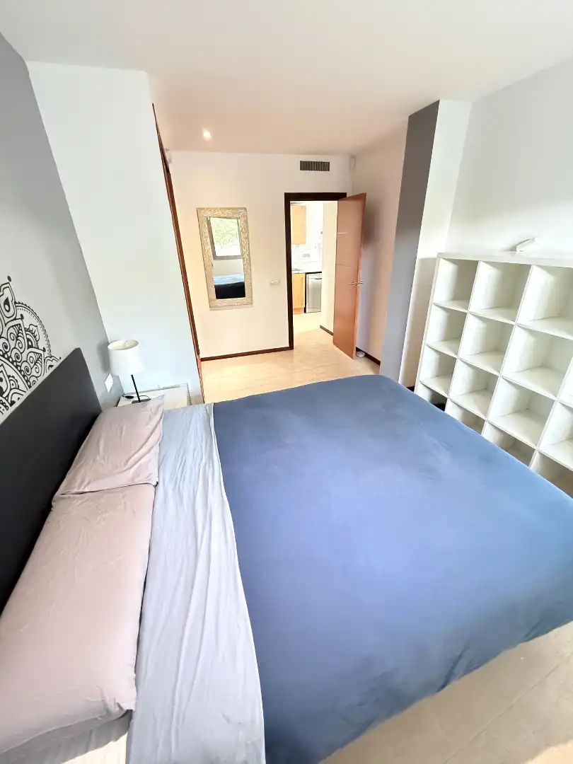 Habitación de Apartamento en venta en Santa Eulària des Riu con Aire acondicionado, Calefacción y Jardín privado