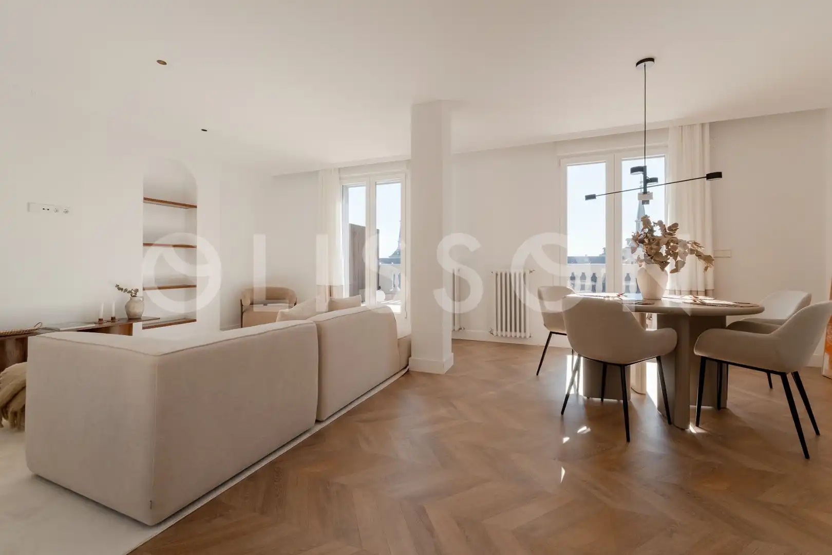 Sala d'estar de Àtic en venda en Madrid amb Aire condicionat, Terrassa i Traster