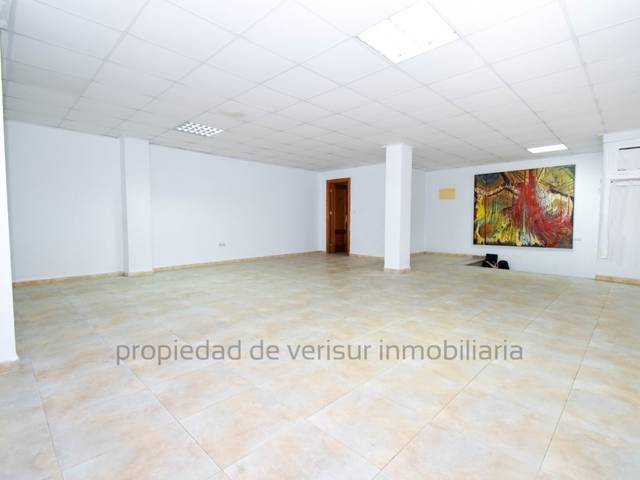 Local comercial en Alquiler en Casco Antiguo