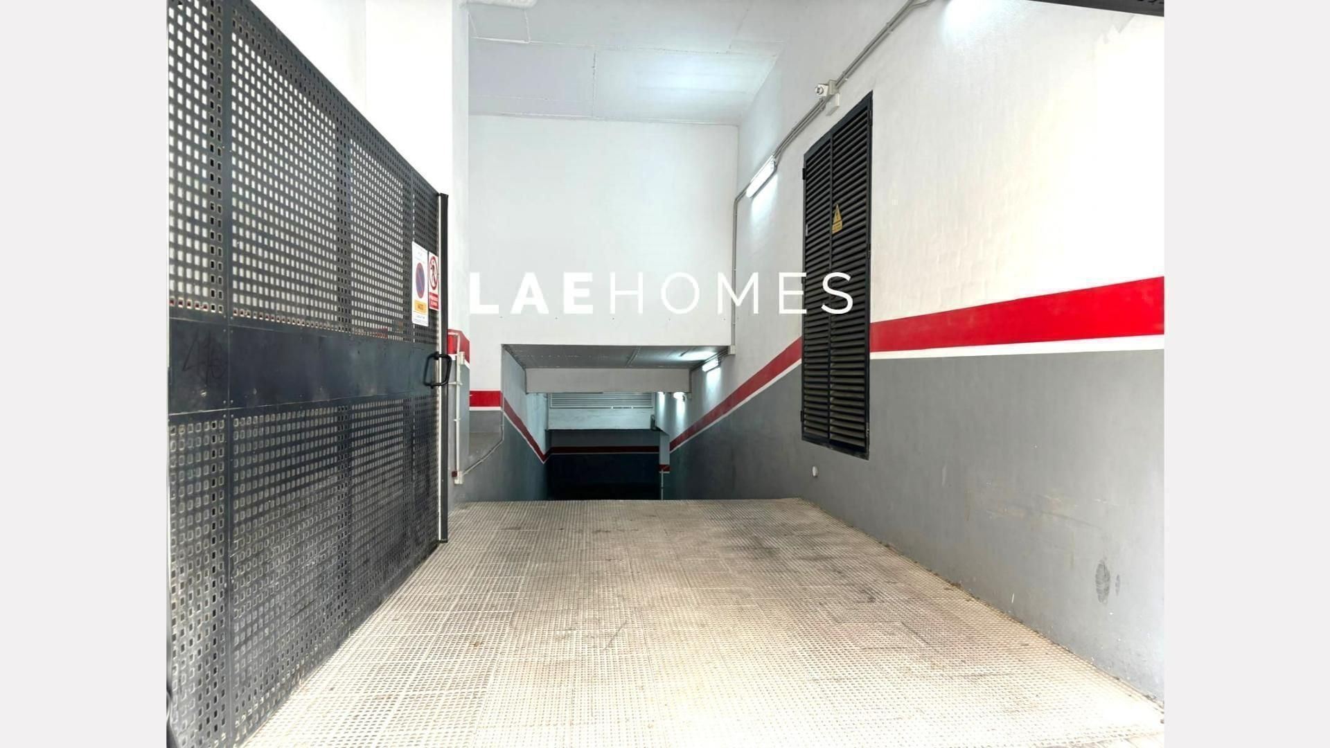Garage for sale in  Sevilla Capital