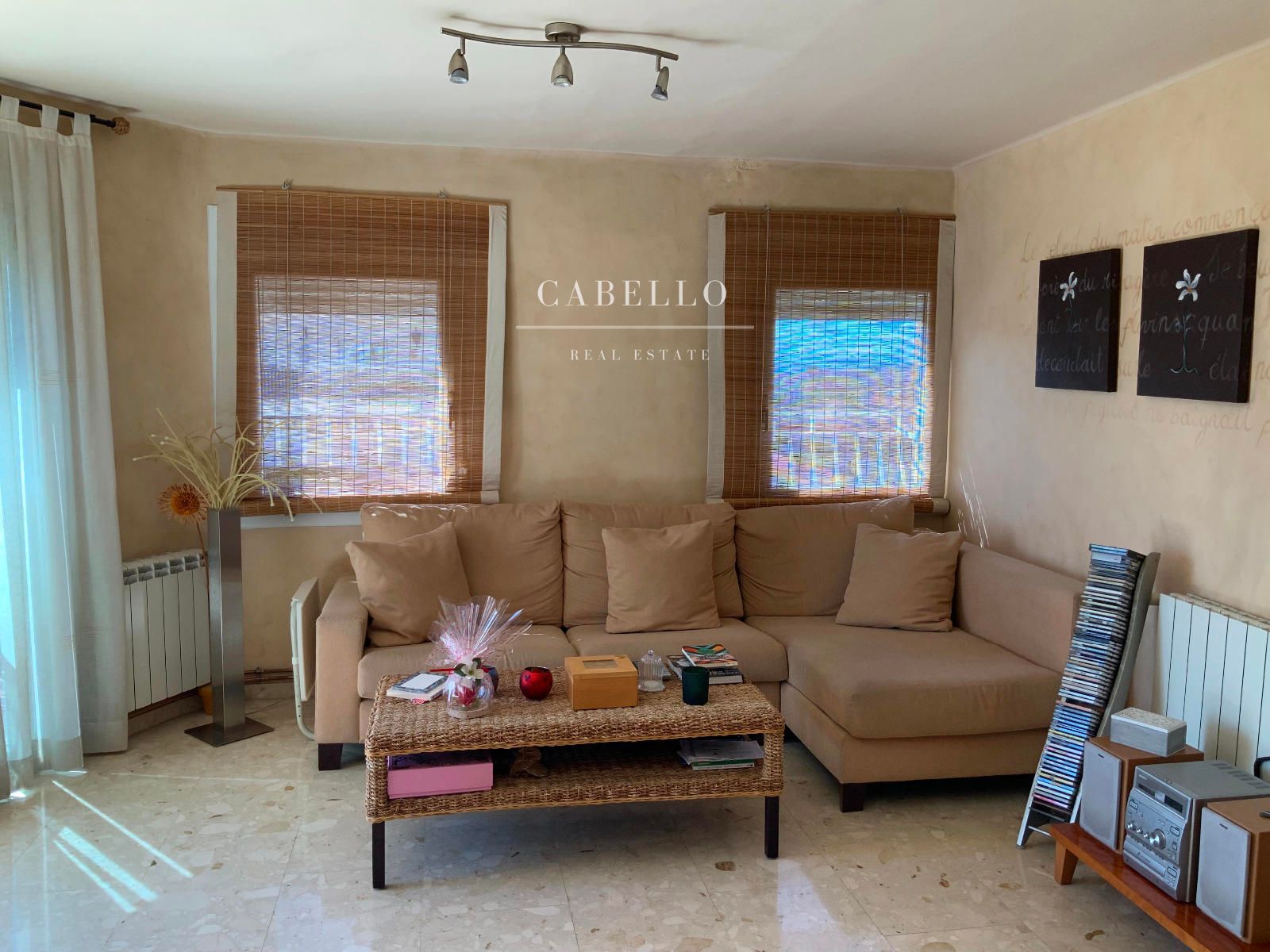 Living room of Flat for sale in Terrassa  with Air Conditioner, Heating and Terrace