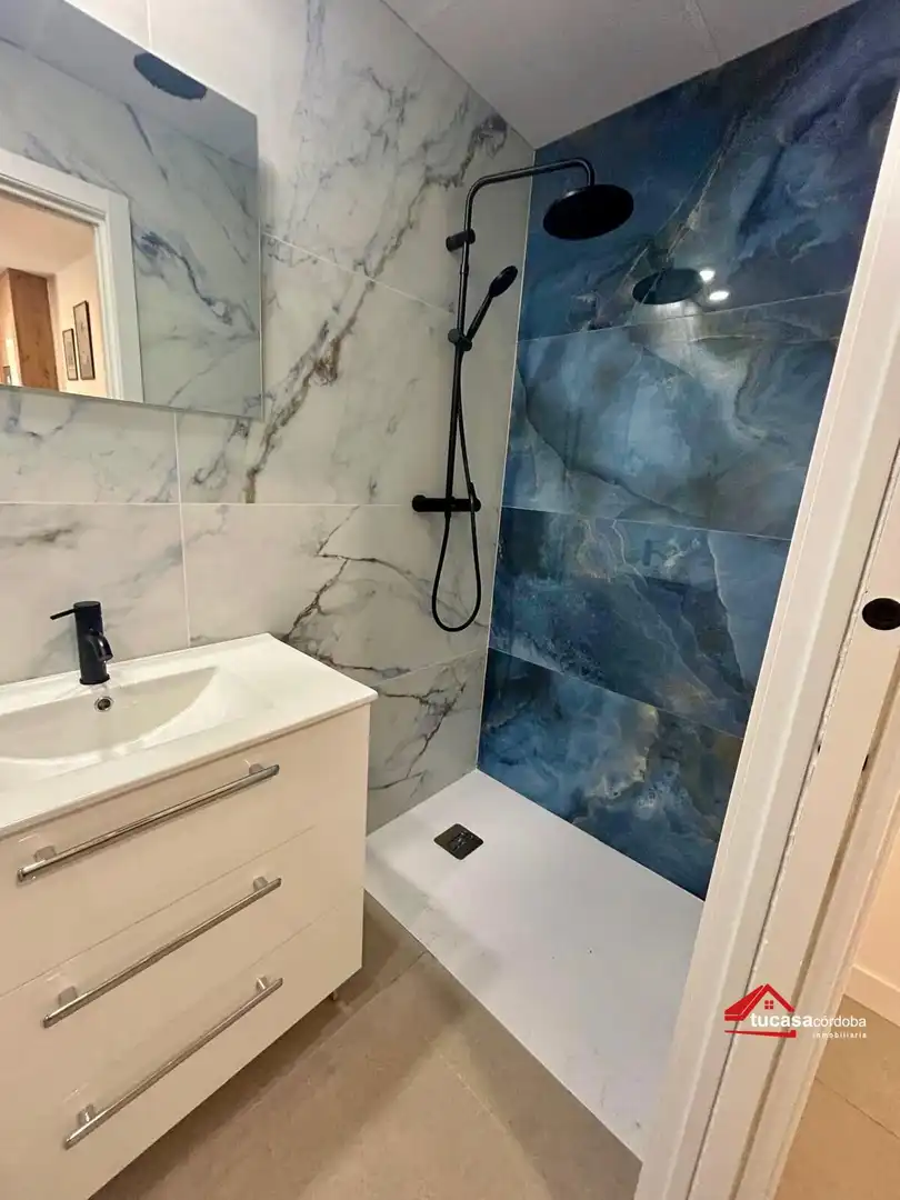 Baño de Loft de alquiler en Córdoba con Aire acondicionado, Calefacción y Amueblado