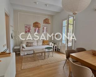 Sala d'estar de Apartament de lloguer en  Barcelona Capital amb Aire condicionat, Calefacció i Moblat