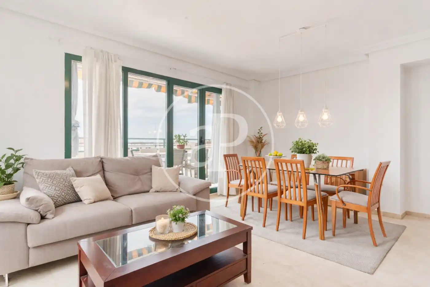 Außenansicht von Wohnung zum Verkauf in Valencia mit Klimaanlage, Heizung und Terrasse