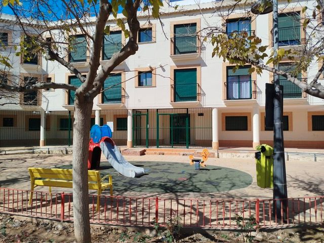Vista exterior de Piso en venta en Torrent con Aire acondicionado, Amueblado y Horno