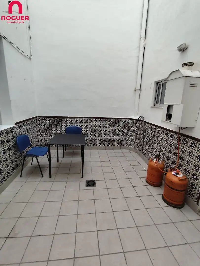 Terraza de Piso para compartir en Córdoba con Aire acondicionado y Amueblado