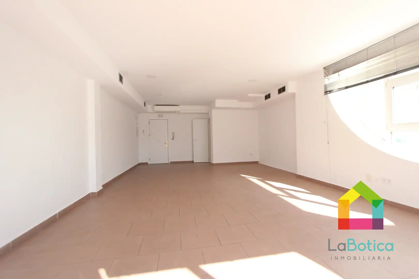Office space with lift to rent in Buenavista - Valparaíso - La Legua, imagen 5