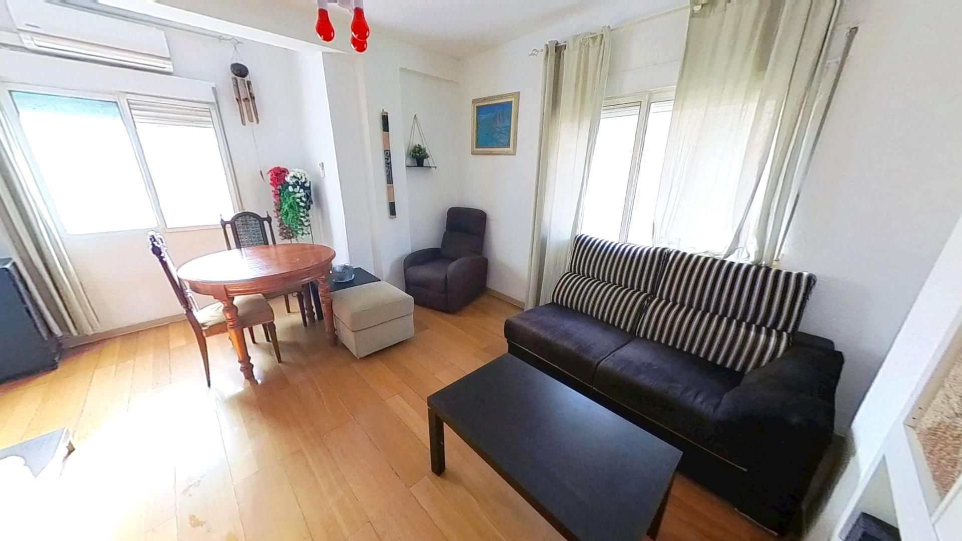 Sala d'estar de Pis en venda en Mislata amb Aire condicionat i Parquet