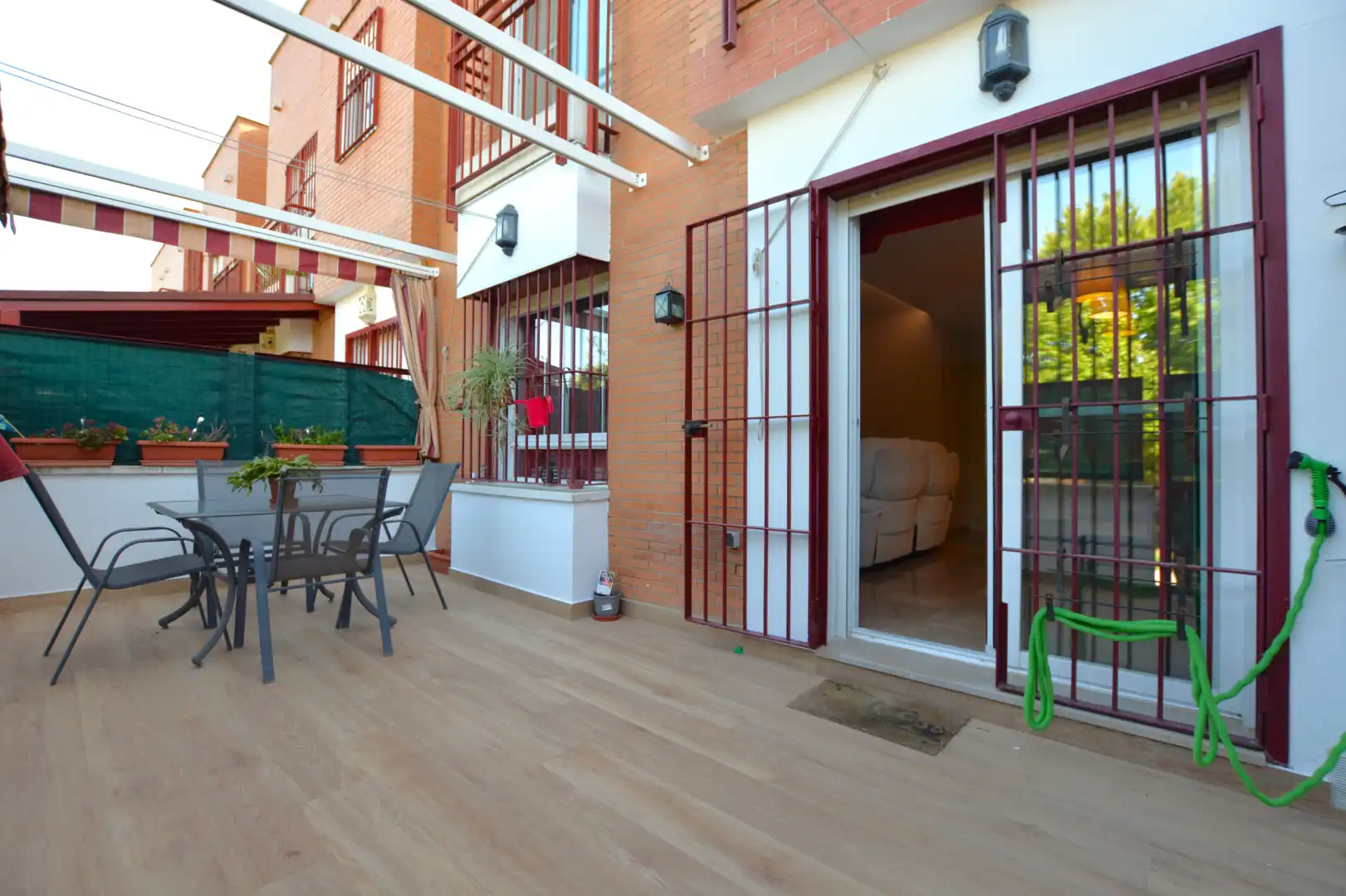 Terrassa de Casa adosada en venda en Bormujos amb Aire condicionat, Calefacció i Terrassa