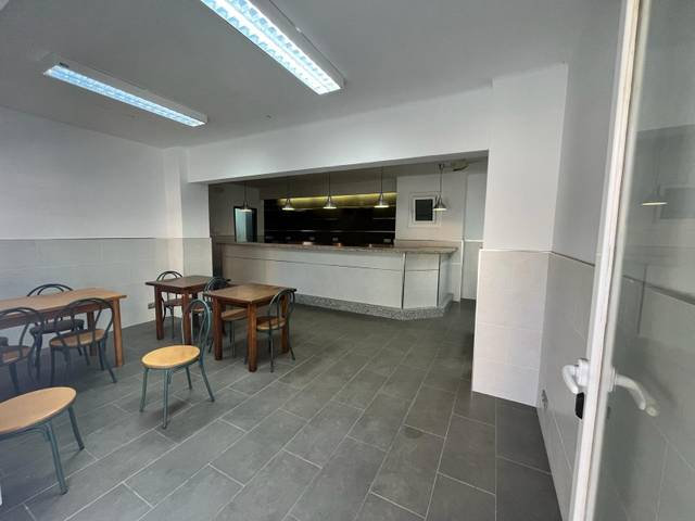 Local comercial en Venta en La Marina del Port