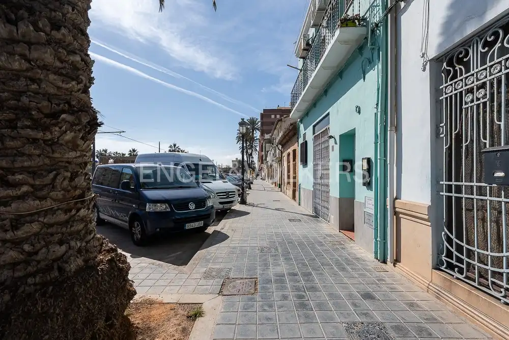 Vista exterior de Casa o chalet en venta en Valencia con Aire acondicionado, Calefacción y Trastero
