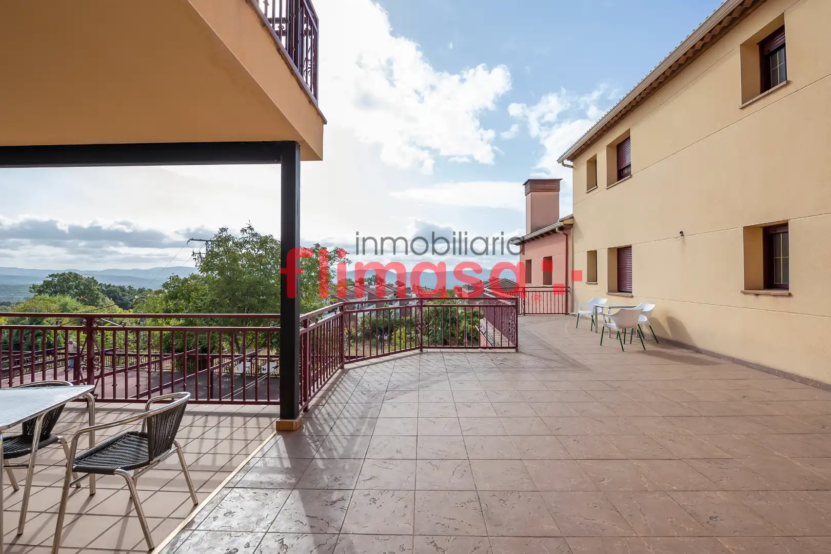 Terraza de Edificio en traspaso en Piedralaves
