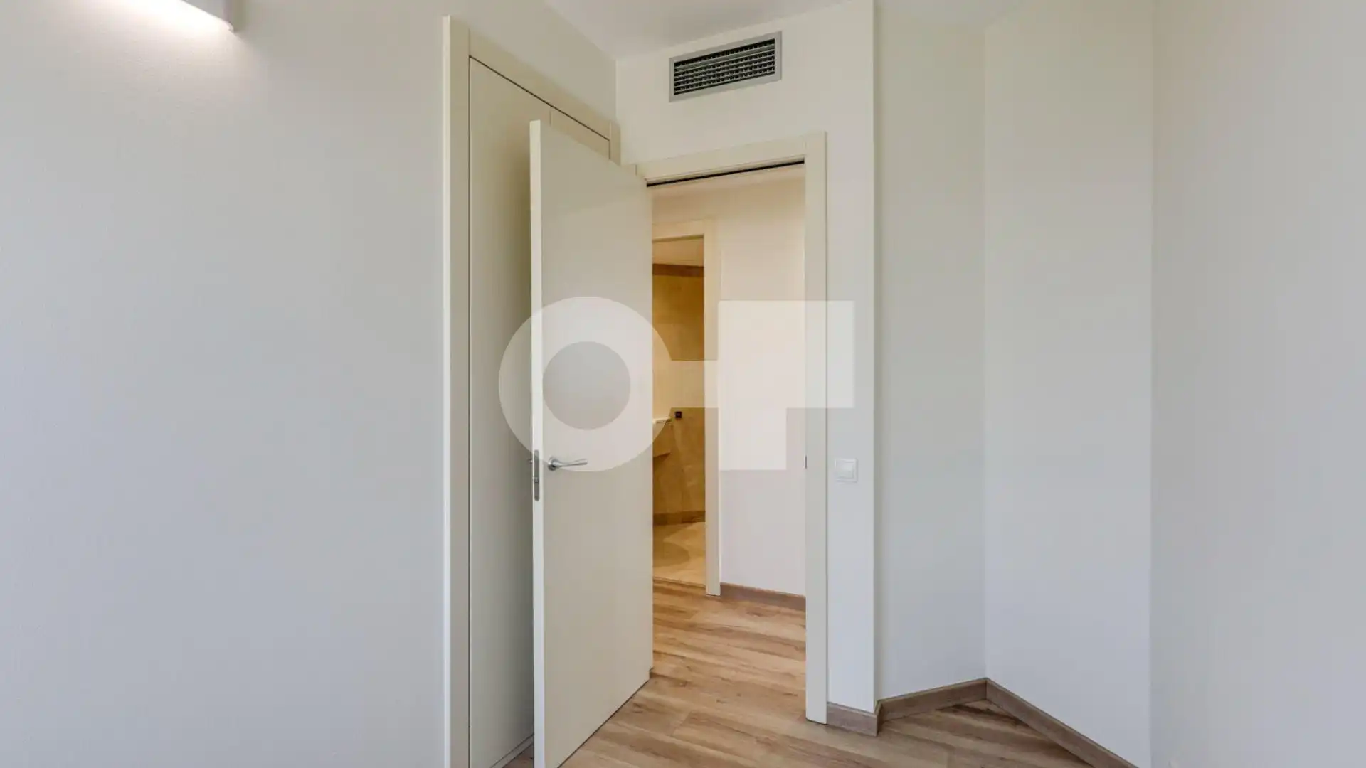 Wohnungen zum Verkauf in Barcelona mit Heizung, Terrasse und Abstellraum