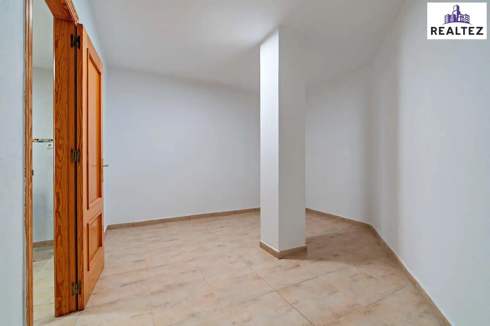 Piso en venta en Roquetas de Mar con Aire acondicionado, Terraza y Amueblado