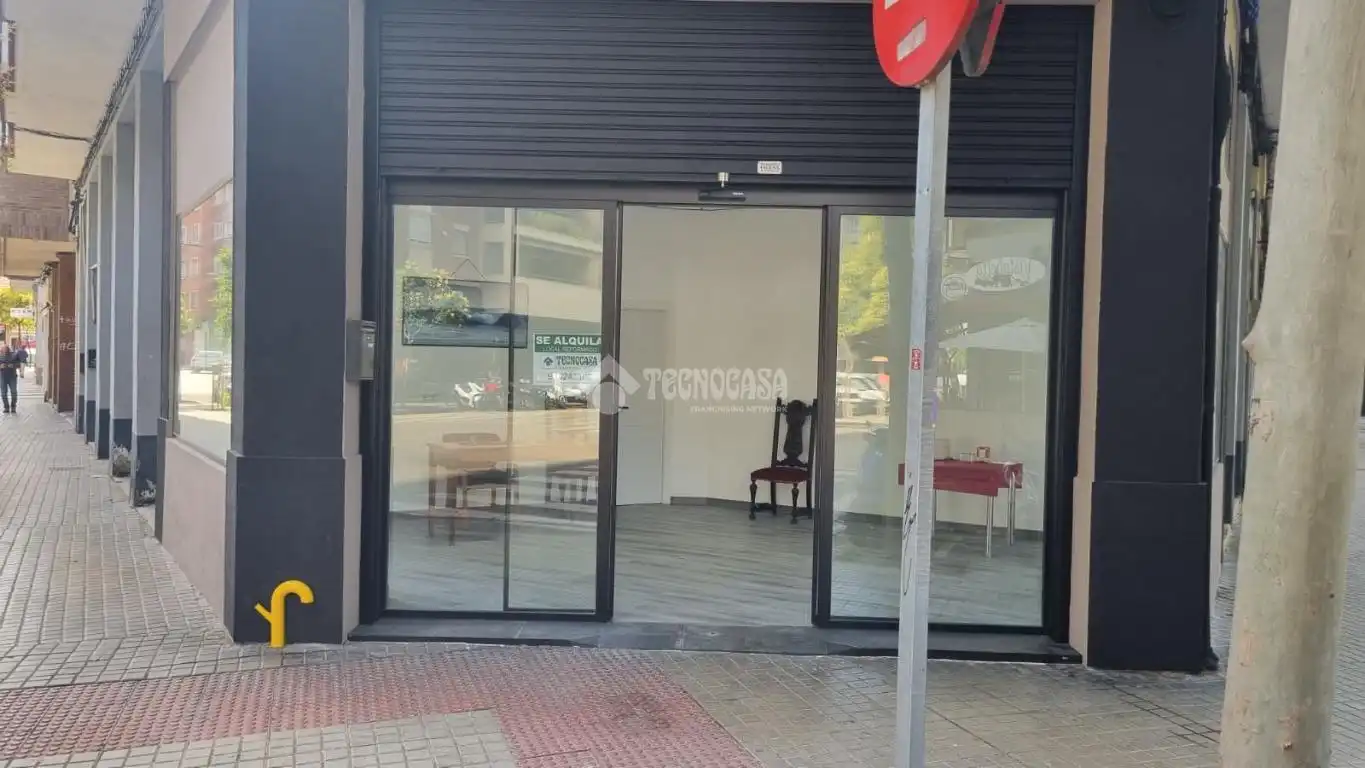 Business premises to rent in Las Fuentes, imagen 4