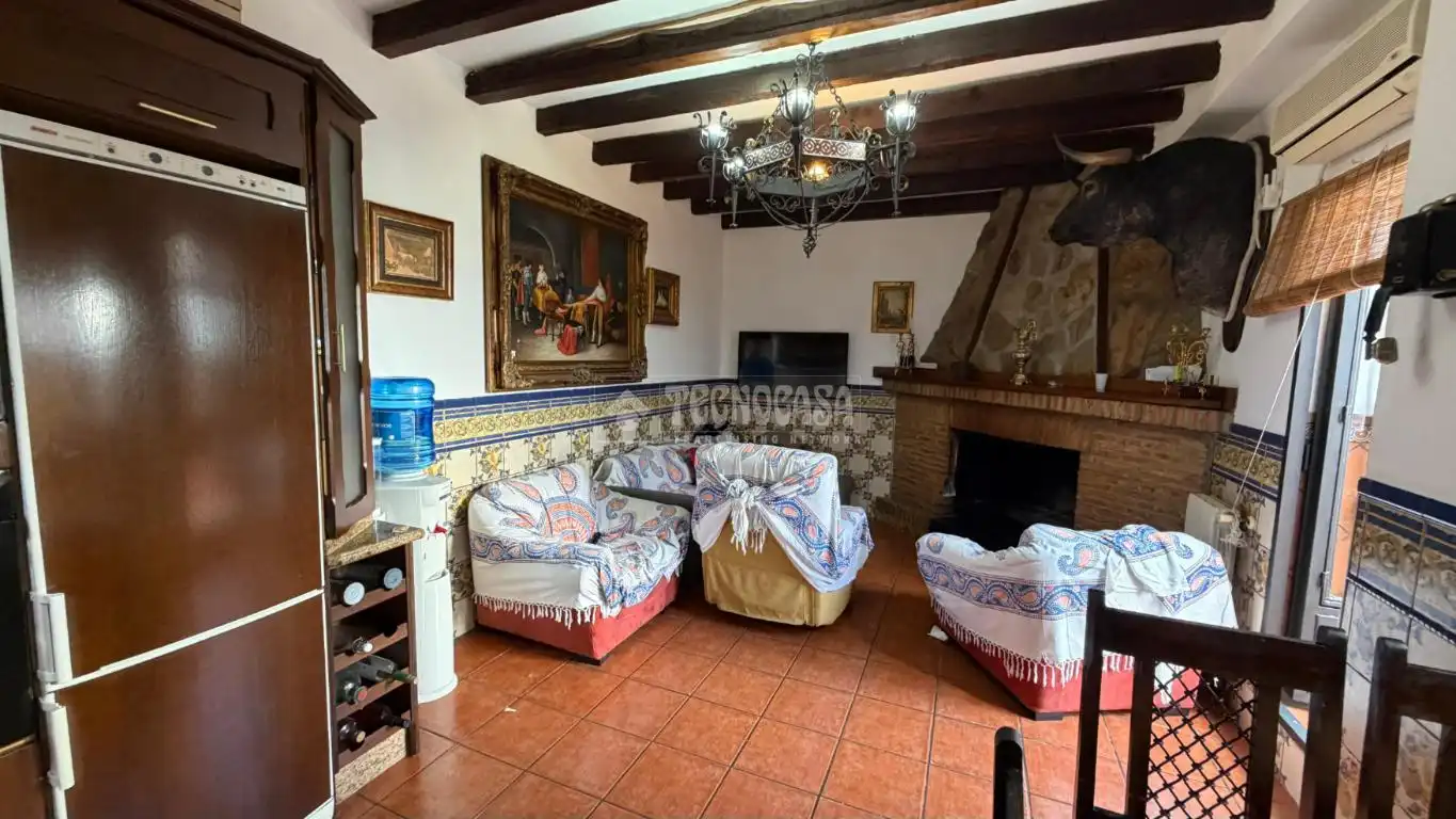 Sala d'estar de Pis en venda en Jaén amb Aire condicionat i Calefacció