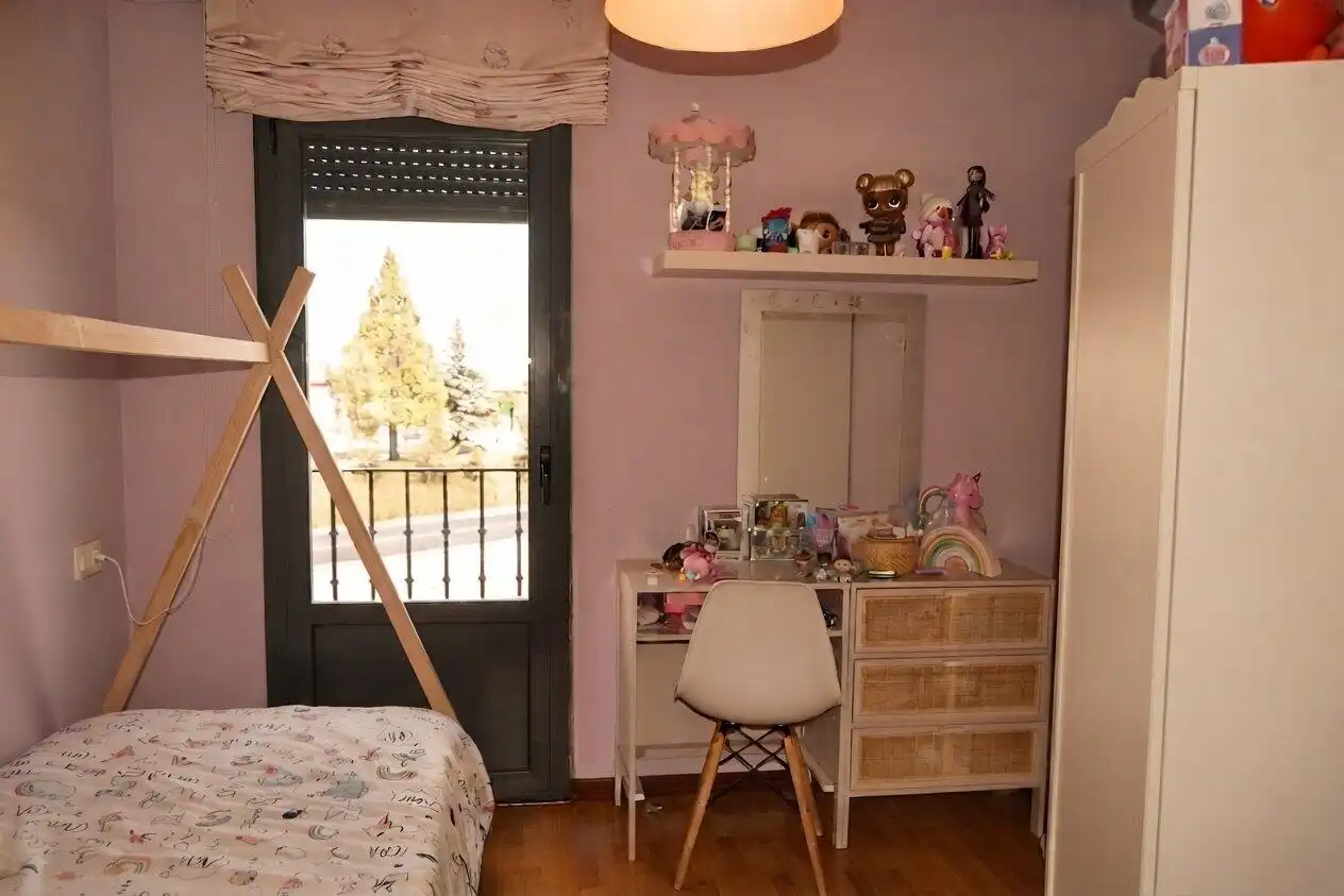 Bedroom of Houses for sale in Valverde de la Virgen, León