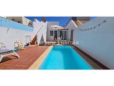 Bungalow amb piscina en venda a Calle Acebuche