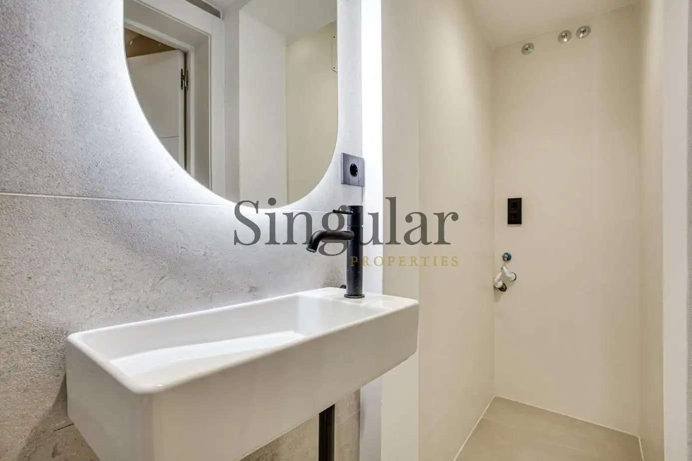 Badezimmer von Erdgeschoss zum Verkauf in Sarrià - Sant Gervasi