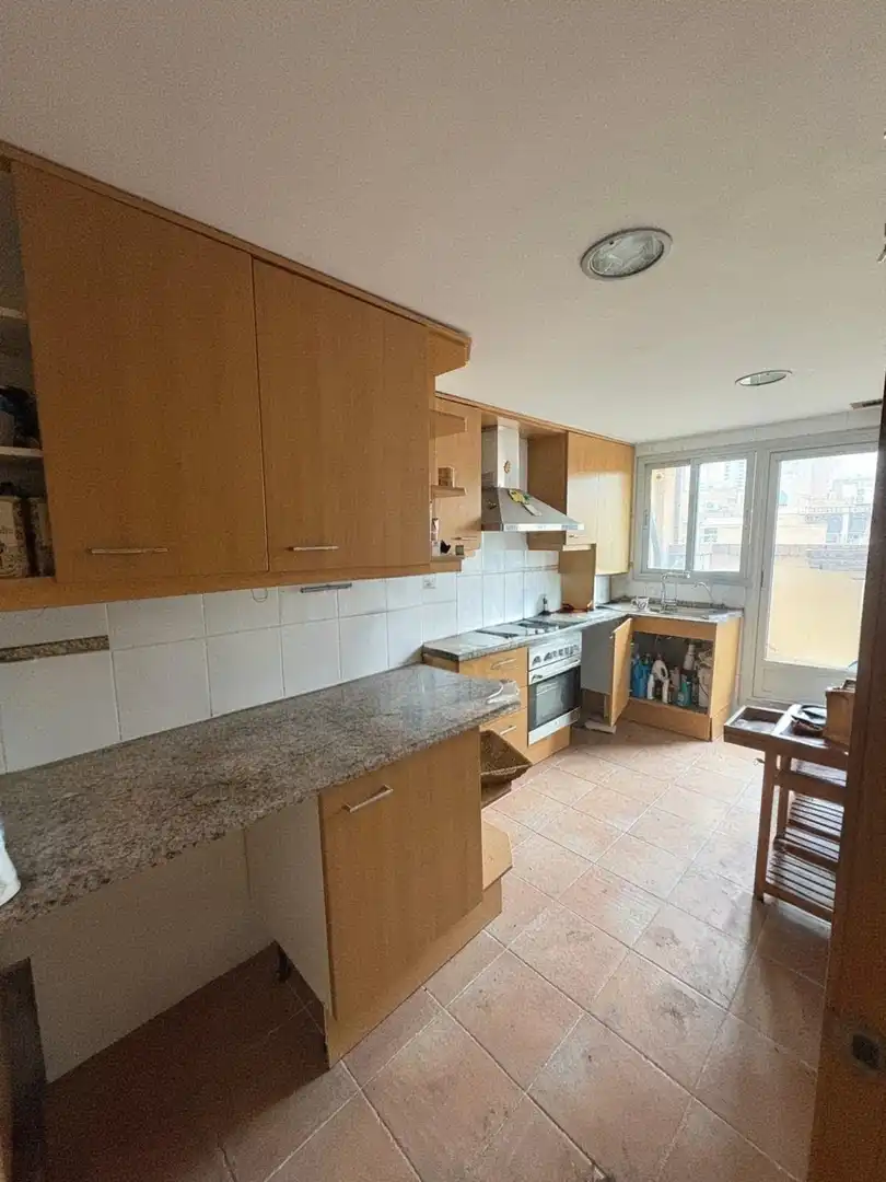 Küche von Dachboden zum Verkauf in  Valencia Capital mit Heizung, Privatgarten und Terrasse