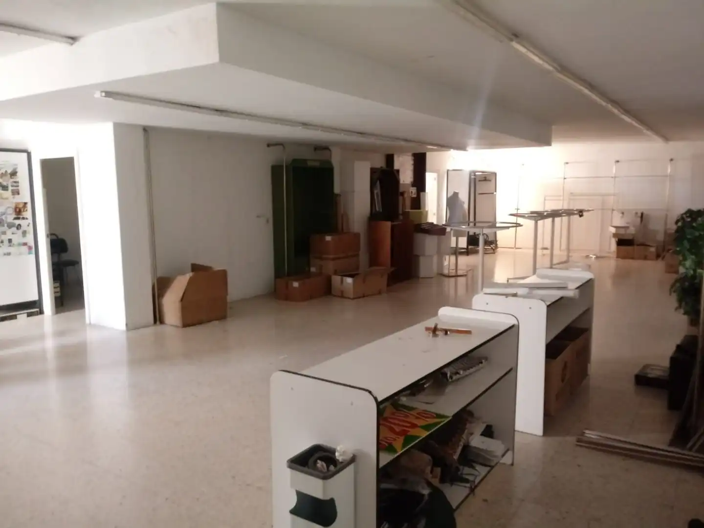 Local comercial en venda a Villanueva de la Serena, imagen 2