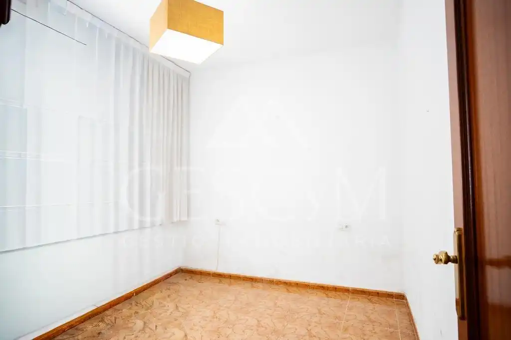 Reihenhaus zum Verkauf in Calle DANT DE, imagen 9