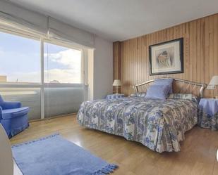 Dormitori de Casa adosada en venda en Figueres amb Aire condicionat i Terrassa
