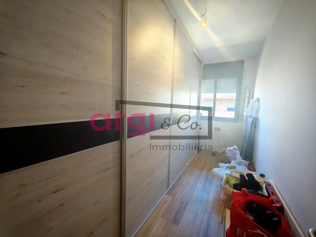 Habitación de Ático en venta en Viladecans con Terraza y Balcón