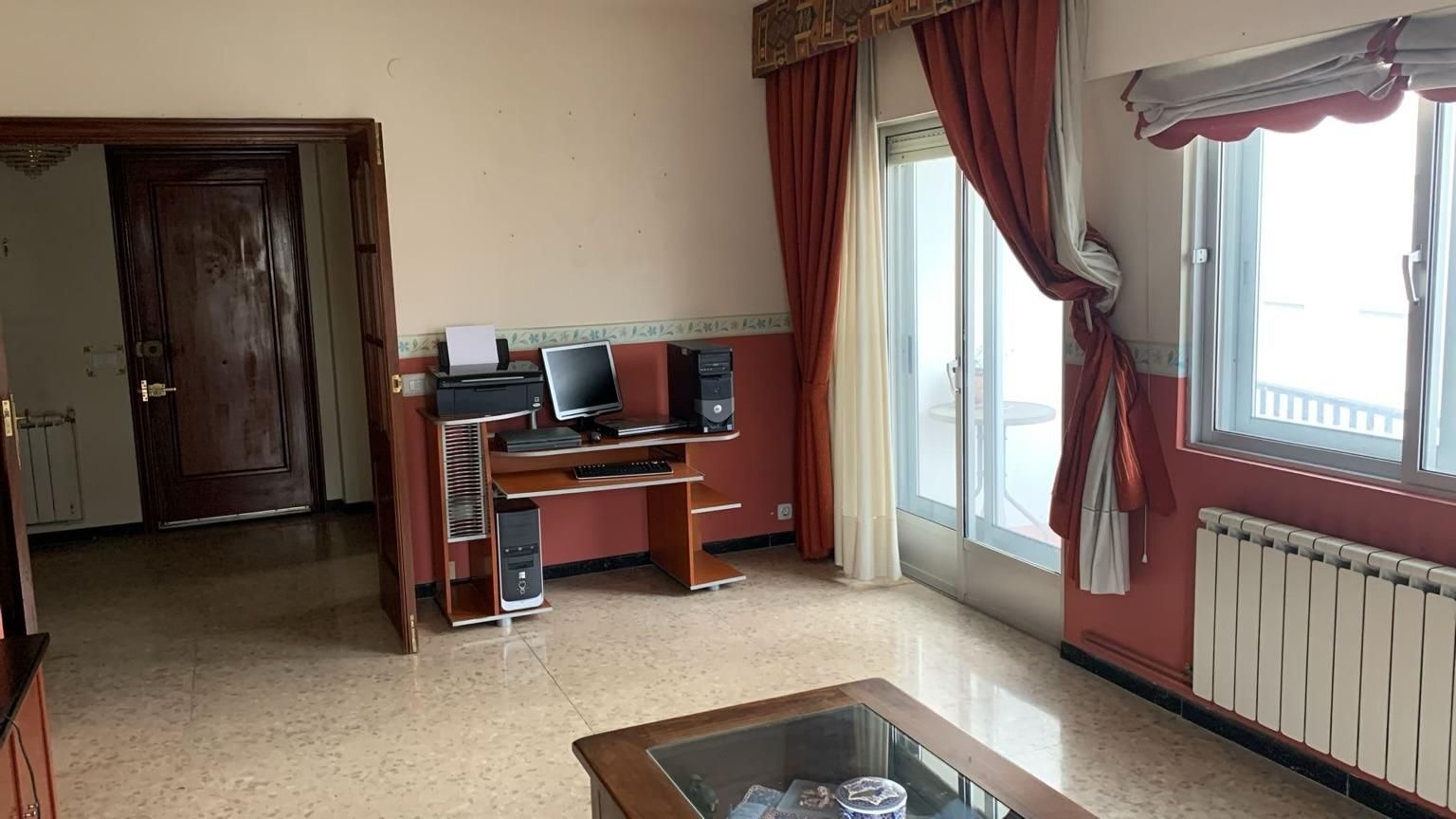 Living room of Flat for sale in Pontevedra Capital   with Heating, Terrace and Storage room