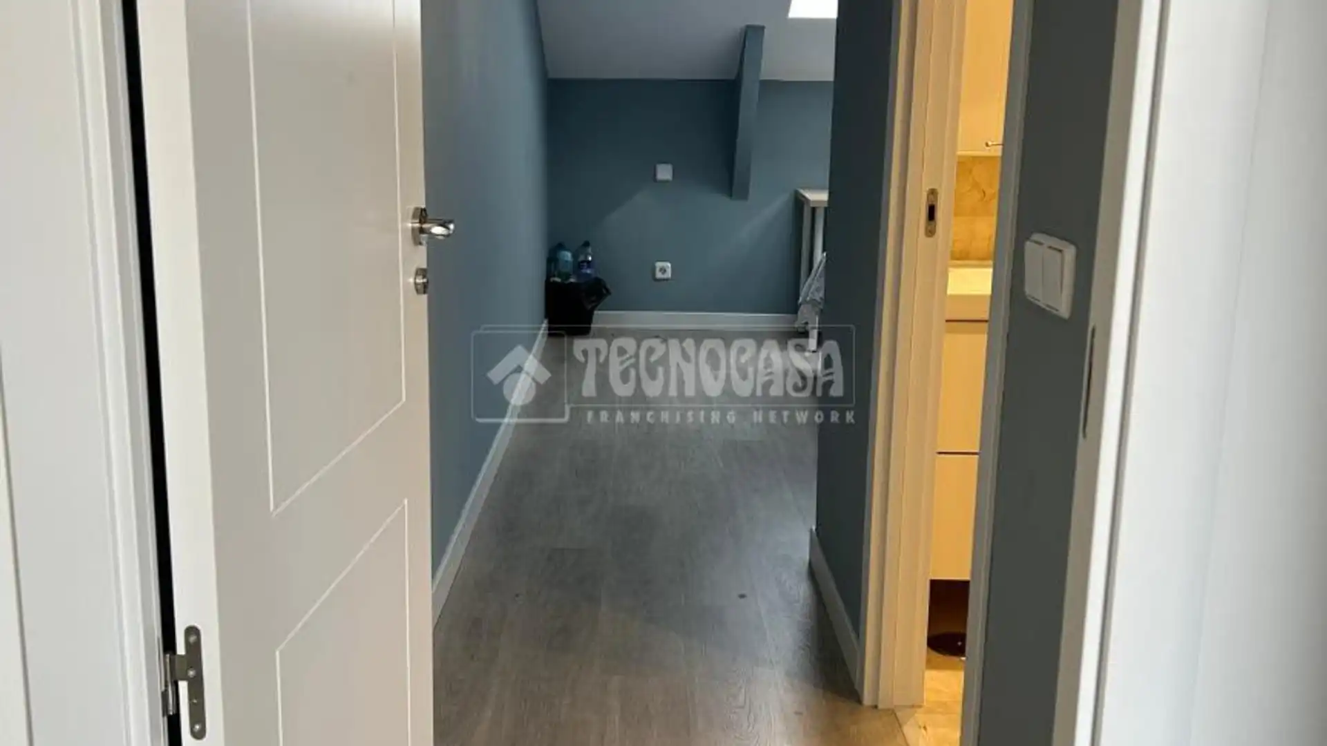 Piso de alquiler en  Madrid Capital con Aire acondicionado, Terraza y Amueblado