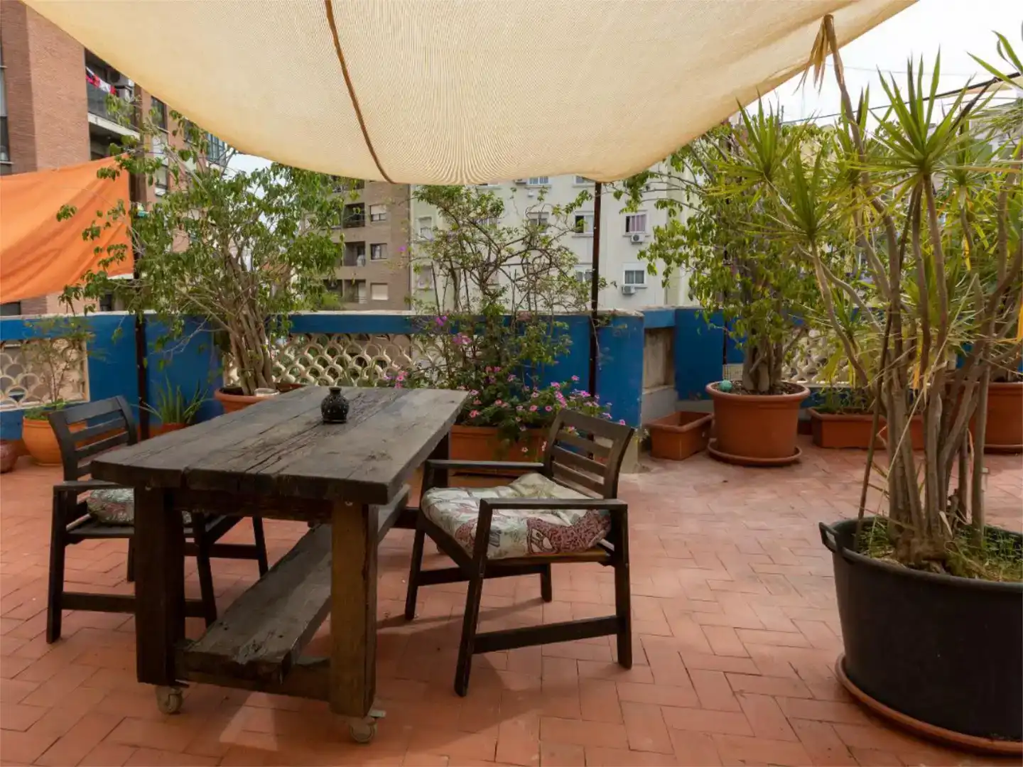Terraza de Ático para compartir en Valencia con Amueblado y Balcón