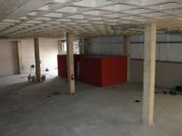 Nave industrial in vendita a Nuevo Parque - Los Rosales - Tráfico Pesado