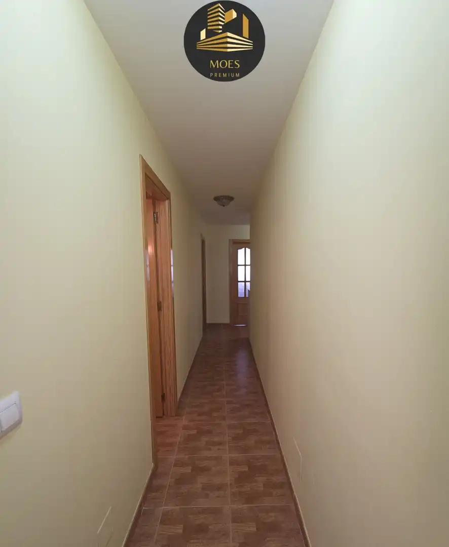 Flat for sale in Mengíbar  with Air Conditioner, Terrace and Storage room