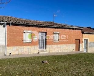 Exterior view of House or chalet for sale in Zamora Capital 