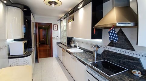 Foto 4 de Piso en venta en Hermanos Larrarte Kalea, Zona Centro, Santurtzi