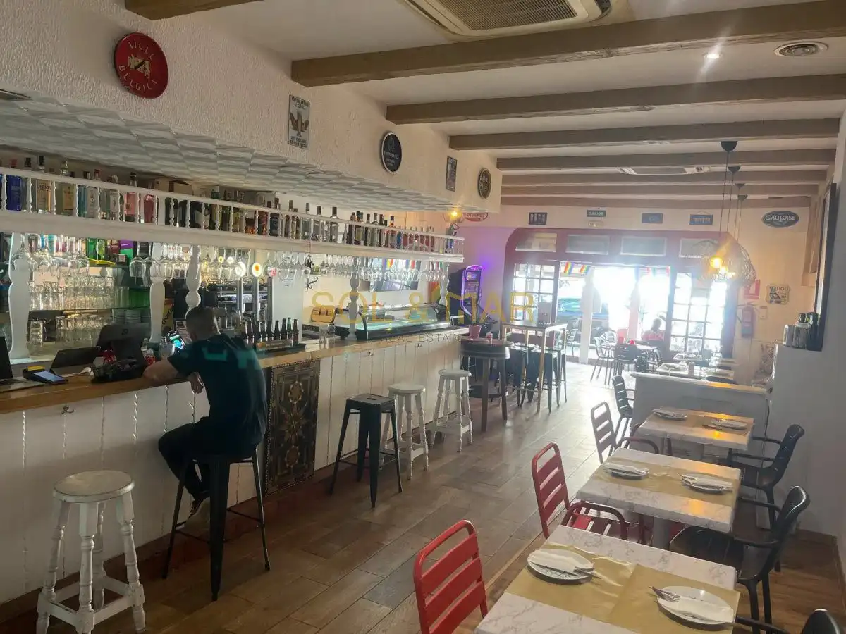 Business premises for transfer in El Bajondillo, imagen 6