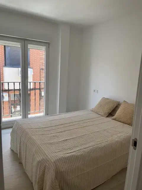 Dormitori de Apartament en venda en Coslada amb Aire condicionat, Calefacció i Moblat