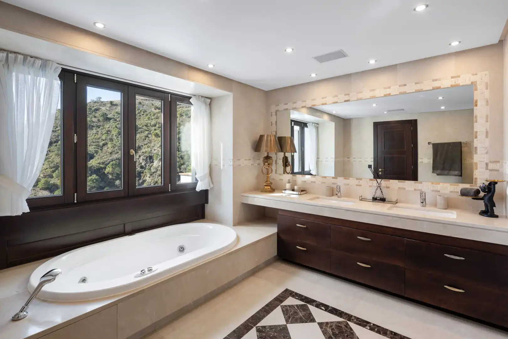 Casa con piscina en venta en La Quinta, imagen 13