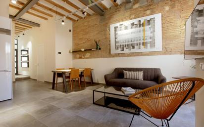 Living room of Planta baja for sale in  Barcelona Capital  with Air Conditioner, Heating and Private garden