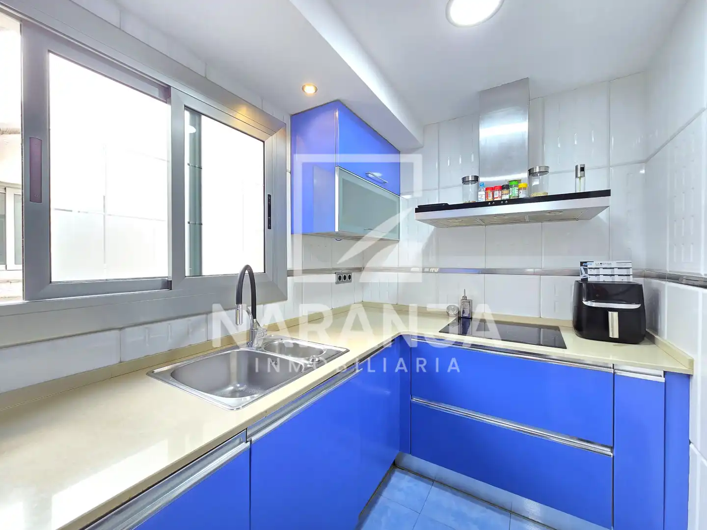 Cocina de Piso en venta en Santa Coloma de Gramenet