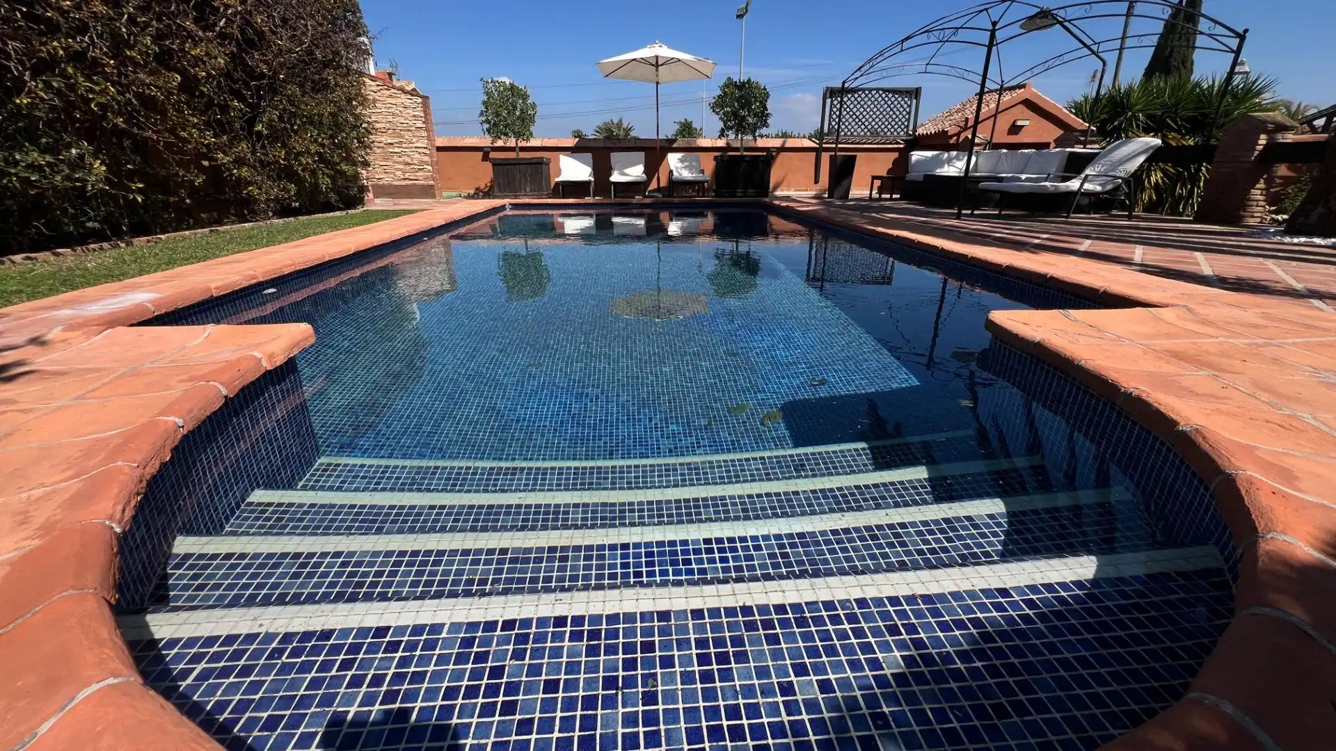 Swimming pool of Houses for sale in Alhaurín de la Torre  with Air Conditioner, Private garden and Terrace